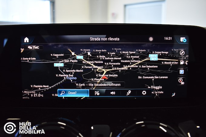 MERCEDES-BENZ GLA 180 d Automatic Business